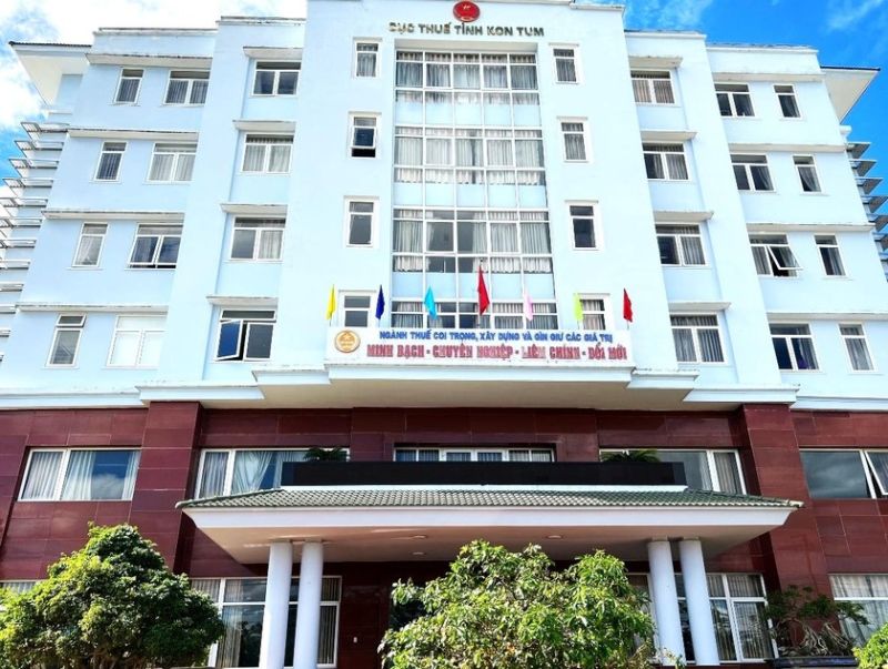 Tạm hoãn xuất cảnh Giám đốc Công ty Cổ phần Him Lam Kon Tum