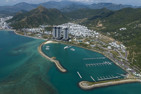 Bến du thuyền Ana Marina