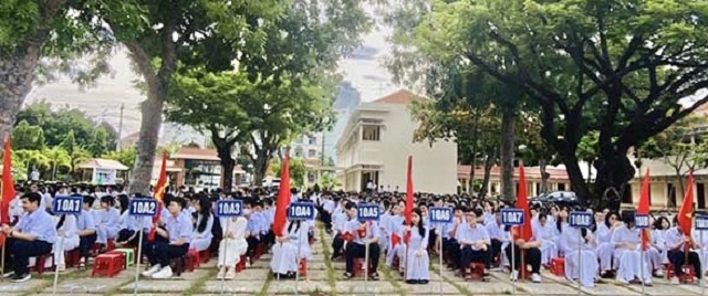 Một góc Trường THPT Quốc học Quy Nhơn ngày khai giảng. Ảnh: N.T Một góc Trường THPT Quốc học Quy Nhơn ngày khai giảng. Ảnh: N.T