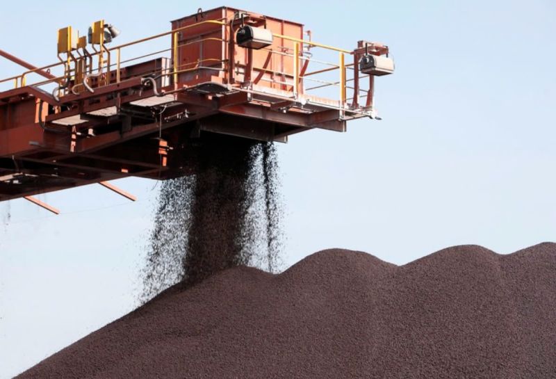 Giá quặng sắt đã giảm hơn 30% kể từ đầu năm tới nay sau cảnh báo của Hiệp hội Sắt thép Trung Quốc