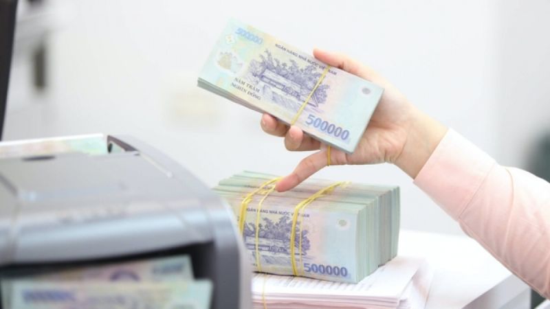 Thêm ngân hàng tiếp tục tăng lãi suất tiền gửi