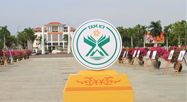 Biểu trưng (logo) thành phố Tam Kỳ