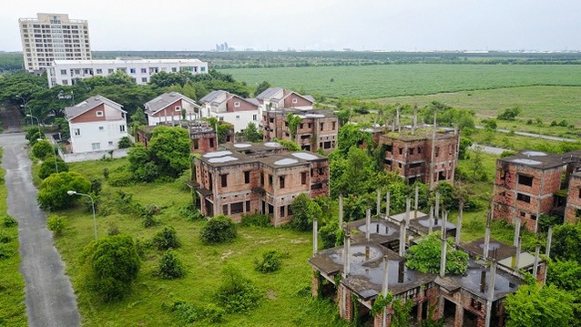 La liệt các dự án bỏ hoang gây lãng phí tài nguyên đất.