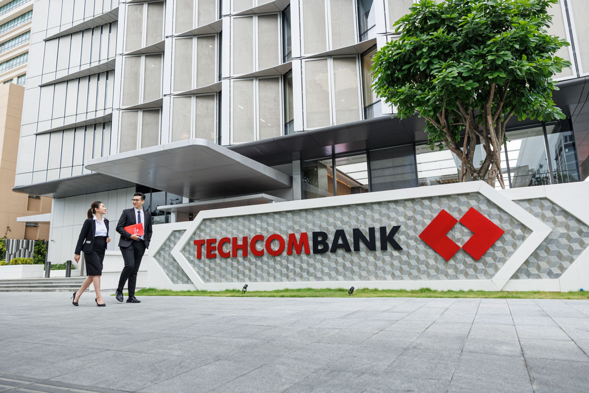 Techcombank hai năm liên tiếp được vinh danh trong Top 9 Nơi làm việc tốt nhất Châu Á