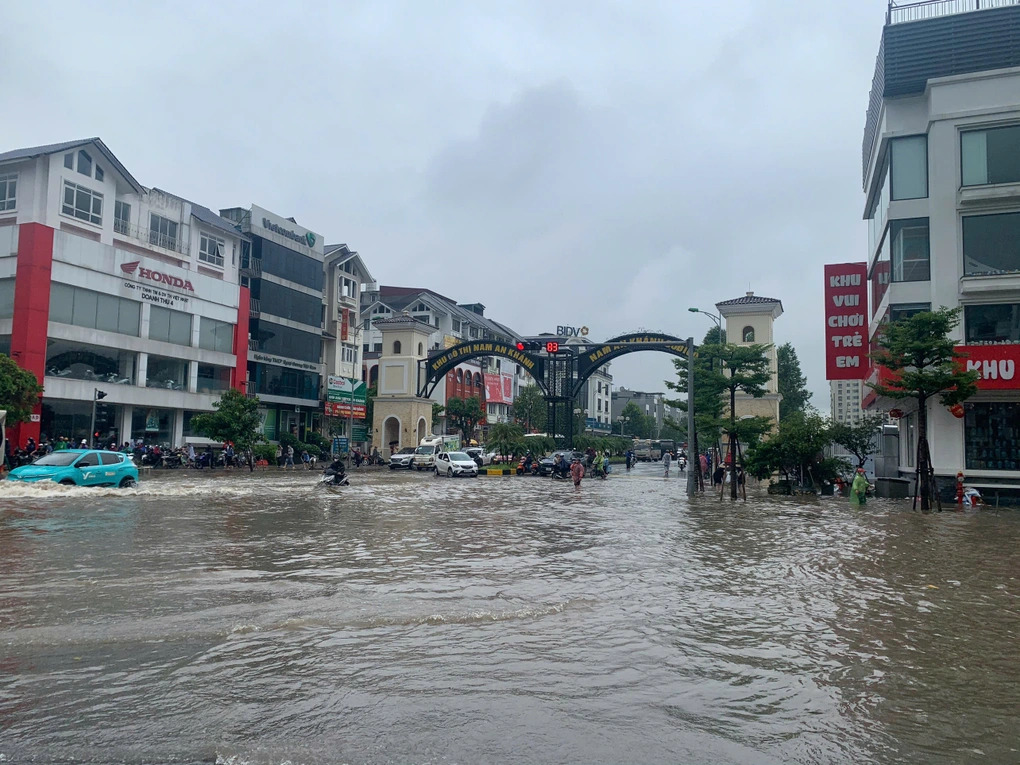 Khu đô thị Geleximco (Hoài Đức, Hà Nội) cứ mưa lớn là bị ngập (Ảnh: Dương Tâm).