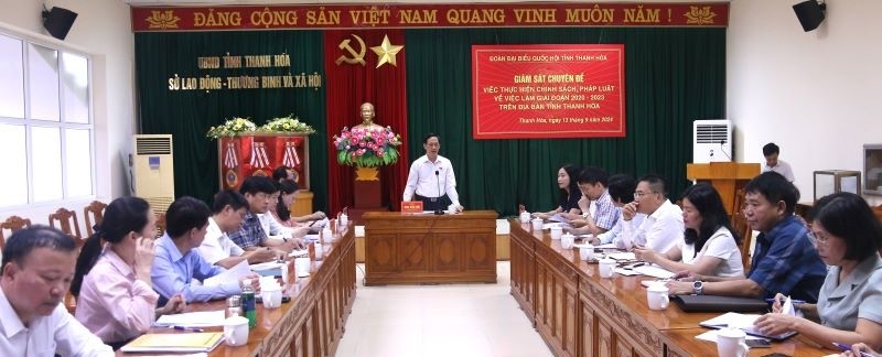 Toàn cảnh buổi giám sát