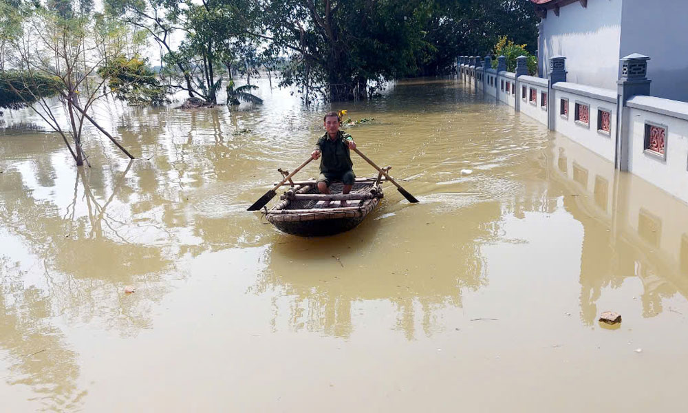 Ngày 14/9, một phần tổ dân phố Quang Biểu, phường Quang Châu (thị xã Việt Yên) vẫn ngập sâu.