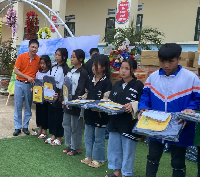 Nhiều hoạt động thiện nguyện được Công ty TNHH XNK Nuga Vina liên tục tổ chức Nhiều hoạt động thiện nguyện được Công ty TNHH XNK Nuga Vina liên tục tổ chức