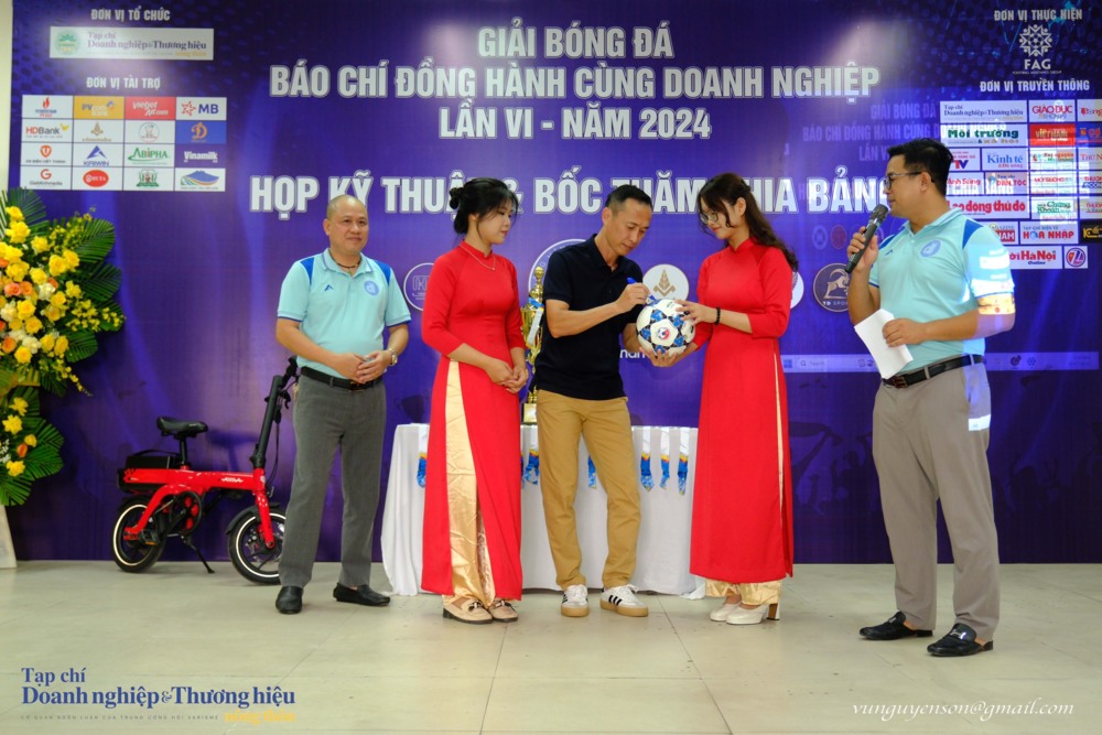 Bốc thăm chia bảng giải bóng đá “Báo chí đồng hành cùng doanh nghiệp” lần VI – năm 2024