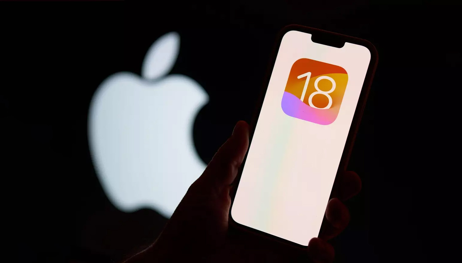 iOS 18 mang tới cho iPhone khả năng cá nhân hoá giao diện sâu chưa từng có. Ảnh: Hoàng Linh