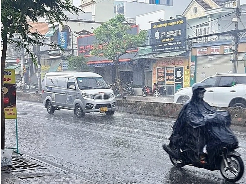 Hôm nay, TP.HCM và các tỉnh Nam Bộ tiếp tục mưa lớn