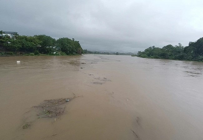 Mưa lớn trên diện rộng, lũ trên các sông ở Hà Tĩnh đang lên nhanh.