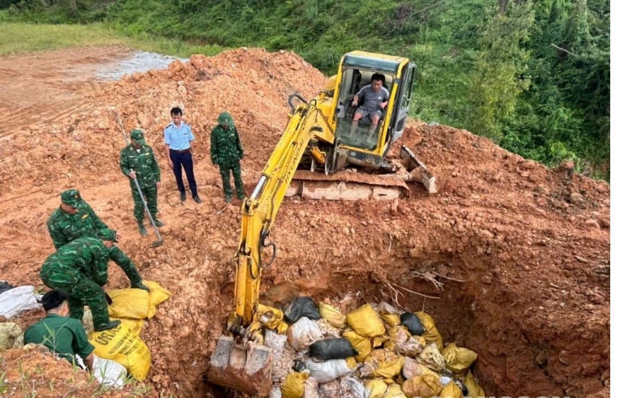 Lô hàng hóa vi phạm bị tiêu hủy