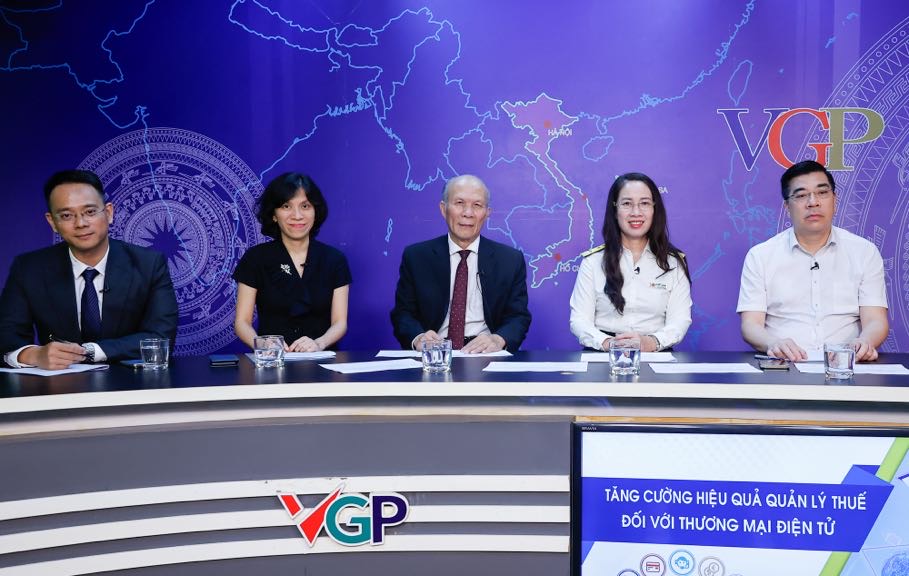 Tọa đàm "Tăng cường hiệu quả quản lý thuế đối với thương mại điện tử"