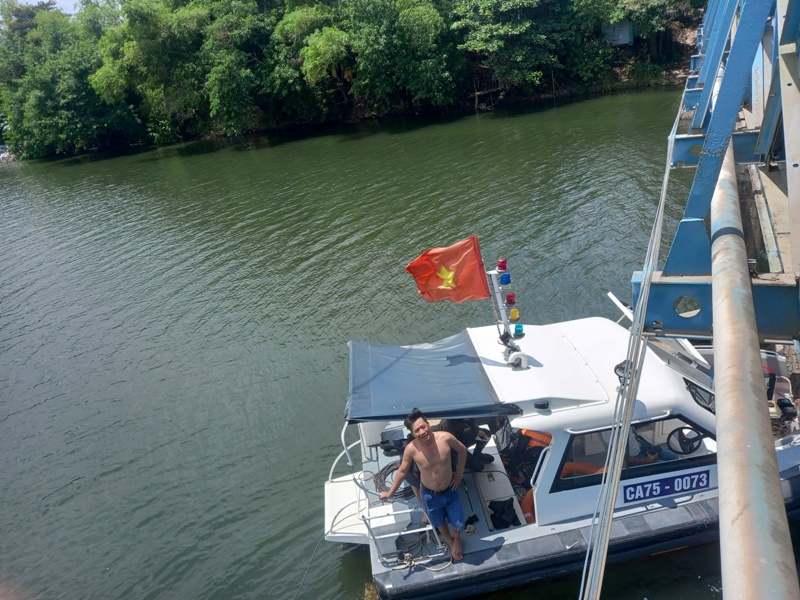 Huế- Cầu Phú Lưu bị hư hỏng nặng, dự kiến phải hạ tải còn 1,5 tấn