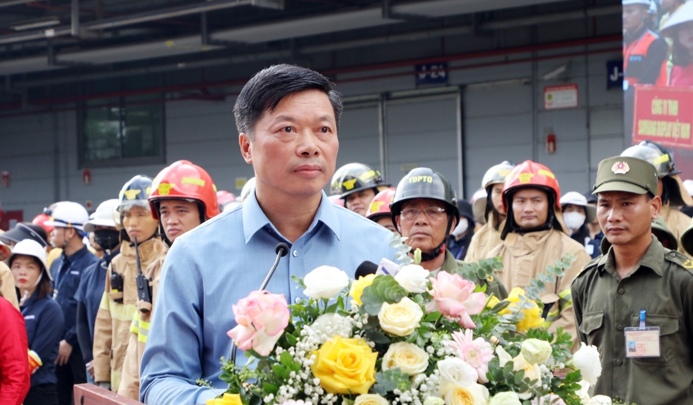 Phó Chủ tịch Thường trực UBND tỉnh Đào Quang Khải phát biểu khai mạc diễn tập.