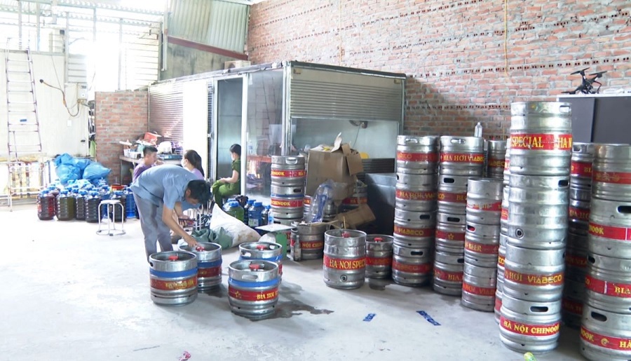 Thái Bình: Khởi tố đối tượng sản xuất, buôn bán gần 1.000 keg bia giả