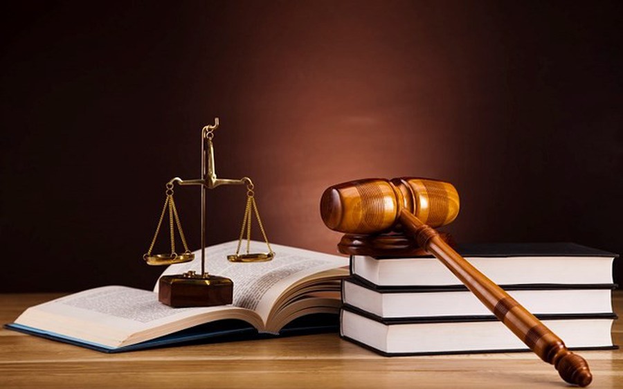 Truy tố 2 cựu hiệu trưởng cùng trưởng phòng, phó phòng, kế toán trưởng, trưởng khoa...