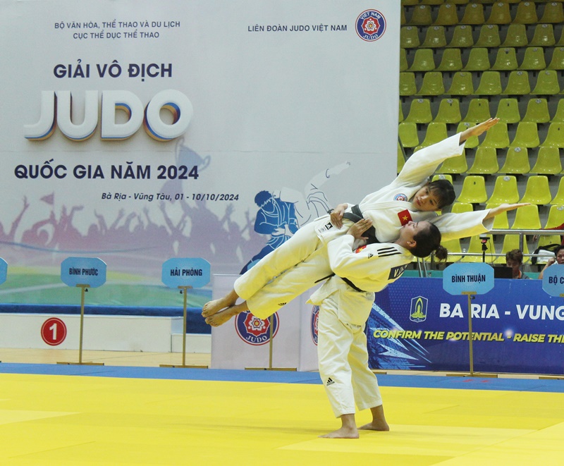 Các VĐV biểu diễn Judo tại Lễ khai mạc