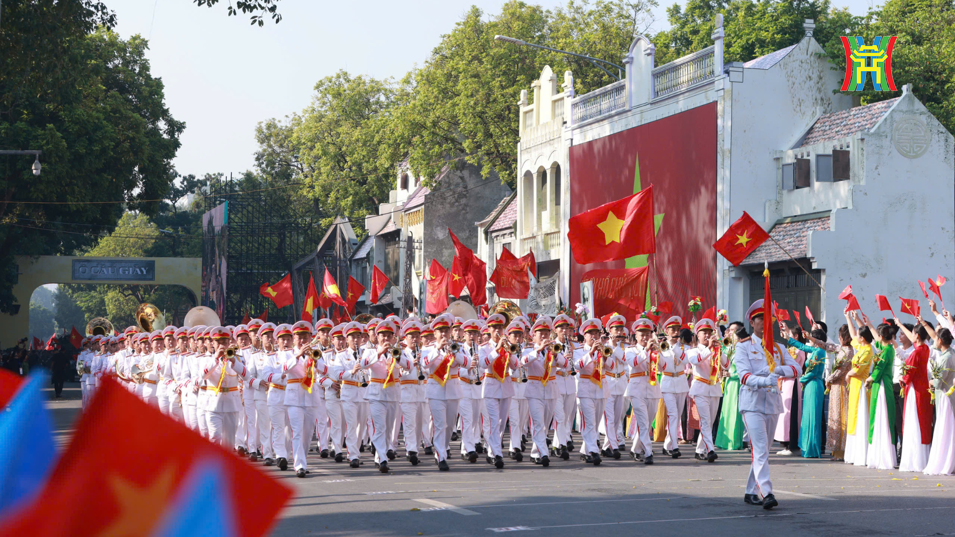 Tái hiện Hà Nội - ngày trở về chiến thắng