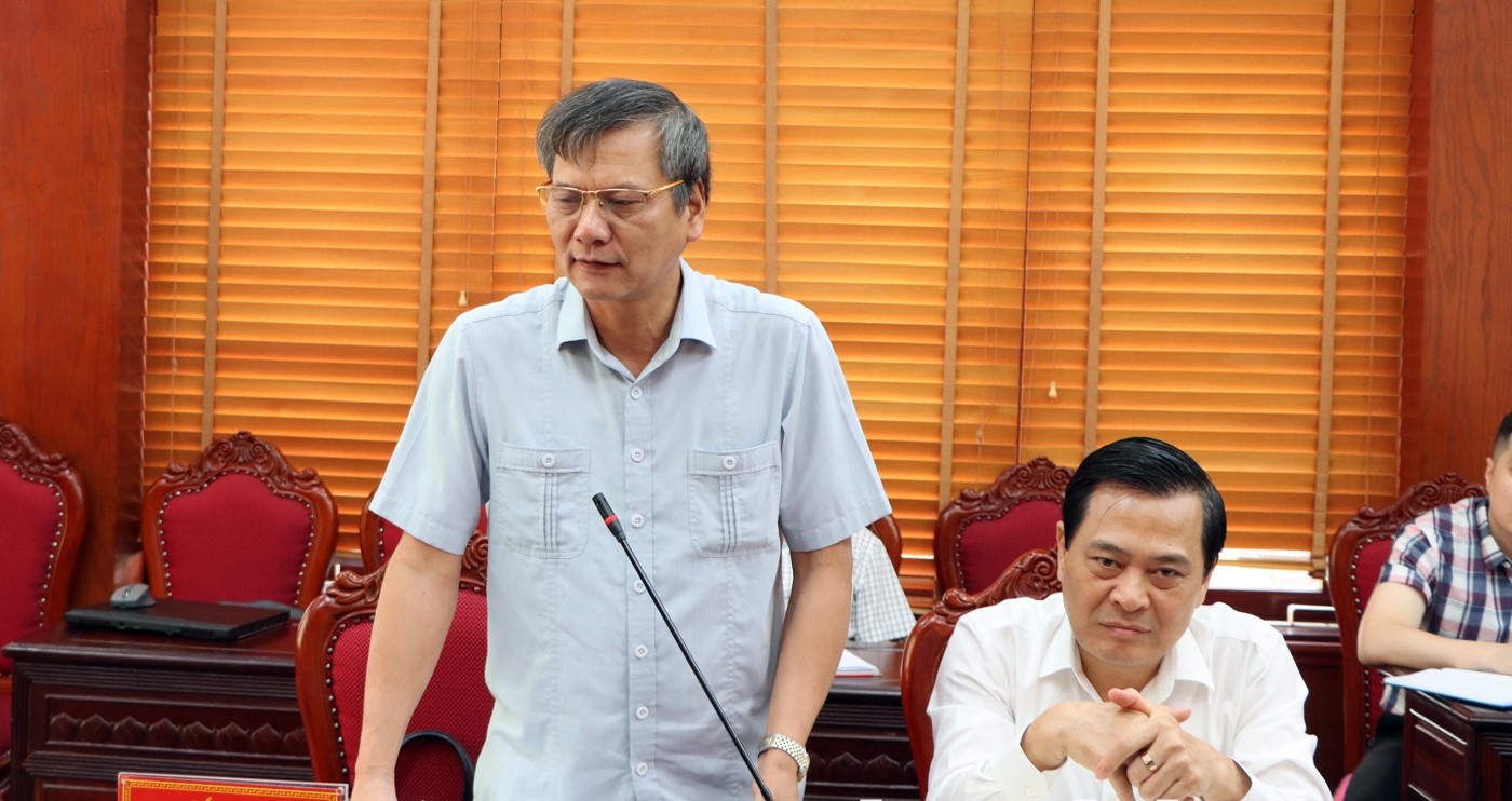 Bí thư Thành ủy Bắc Ninh Tạ Đăng Đoan phát biểu tại hội nghị. Bí thư Thành ủy Bắc Ninh Tạ Đăng Đoan phát biểu tại hội nghị.