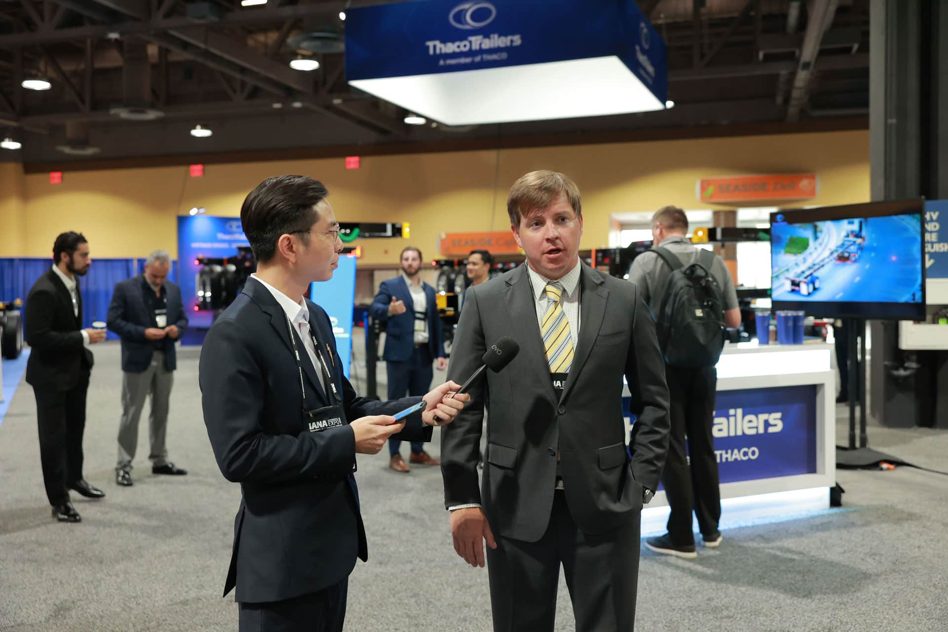 Phỏng vấn đối tác về gian hàng và sản phẩm của Thaco Trailers Phỏng vấn đối tác về gian hàng và sản phẩm của Thaco Trailers