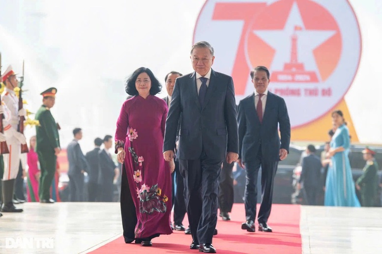 Tổng Bí thư, Chủ tịch nước Tô Lâm đến dự Lễ kỷ niệm 70 năm Ngày Giải phóng Thủ đô