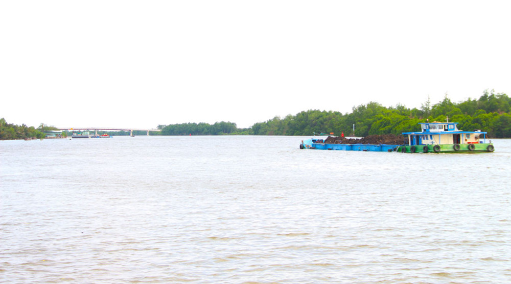 Long An tập trung các biện pháp ứng phó với tình hình mưa lũ, triều cường năm 2024