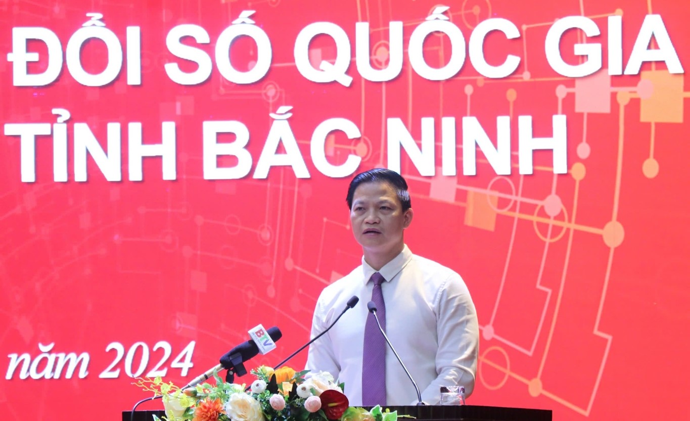 Chủ tịch UBND tỉnh Vương Quốc Tuấn phát biểu tại Hội nghị.