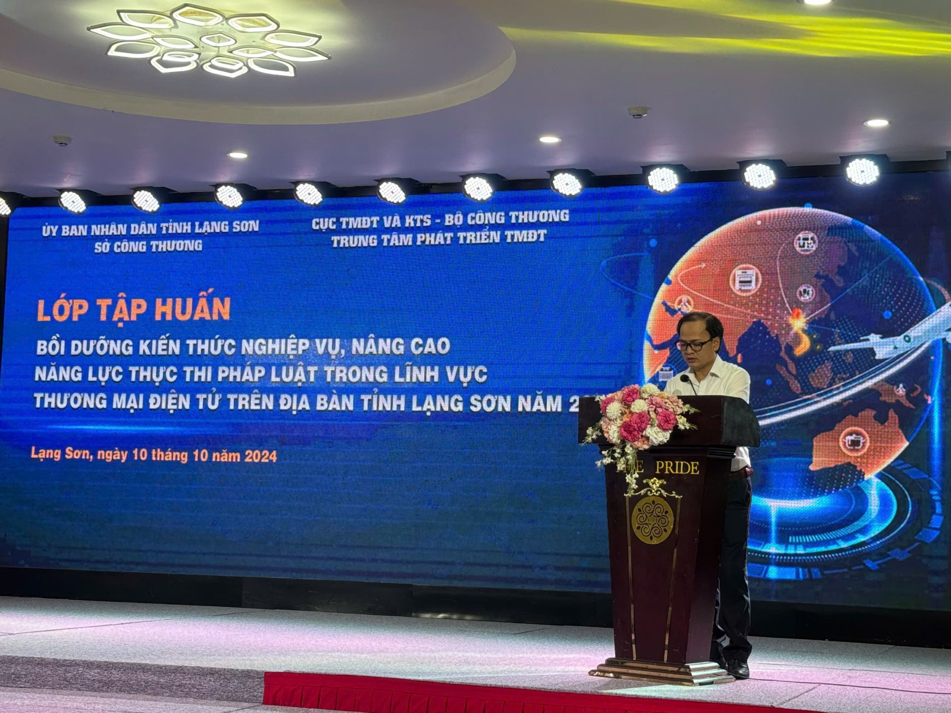 Lạng Sơn: Trên 100 đại biểu tham gia tập huấn nâng cao năng lực thực thi pháp luật trong thương mại điện tử