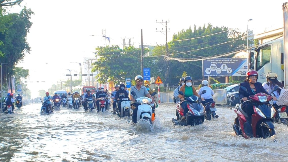 Triều cường gây trên diện rộng ở thành phố Cần Thơ những ngày đầu tháng 10