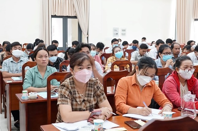 TP. Hồ Chí Minh khảo sát sự hài lòng của người dân tại nhiều quận, huyện