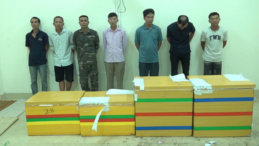 Bắt giữ nhóm đối tượng tàng trữ 230kg pháo lậu tại Nghệ An