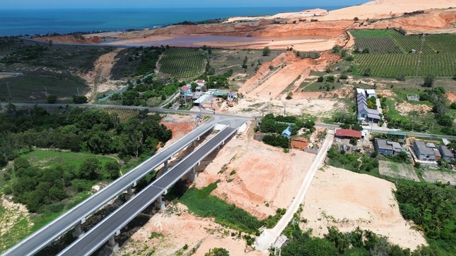 Đường ven biển ĐT719B, đoạn Phan Thiết - Kê Gà.