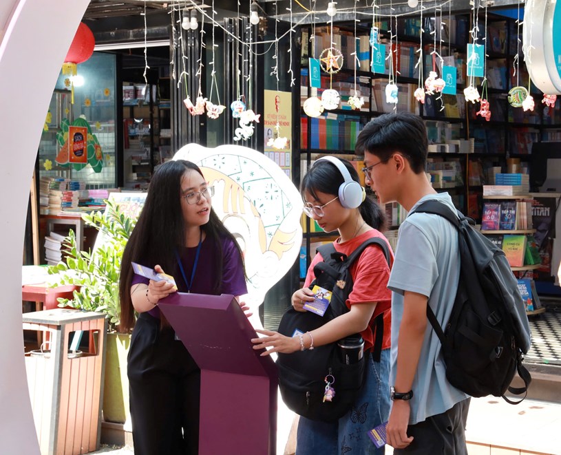 TP. Hồ Chí Minh khai mạc Tuần lễ Sách và Chuyển đổi số