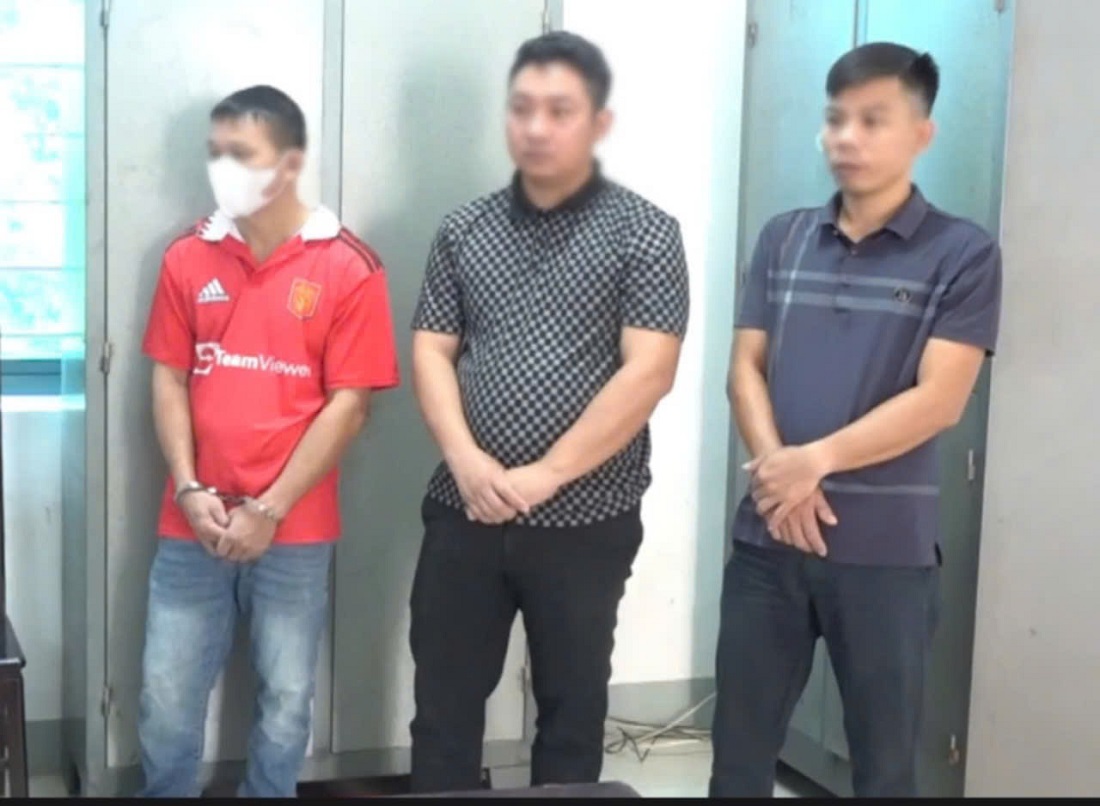 Triệt phá thành công đường dây vận chuyển pháo lậu từ ngước ngoài về Việt Nam tiêu thụ