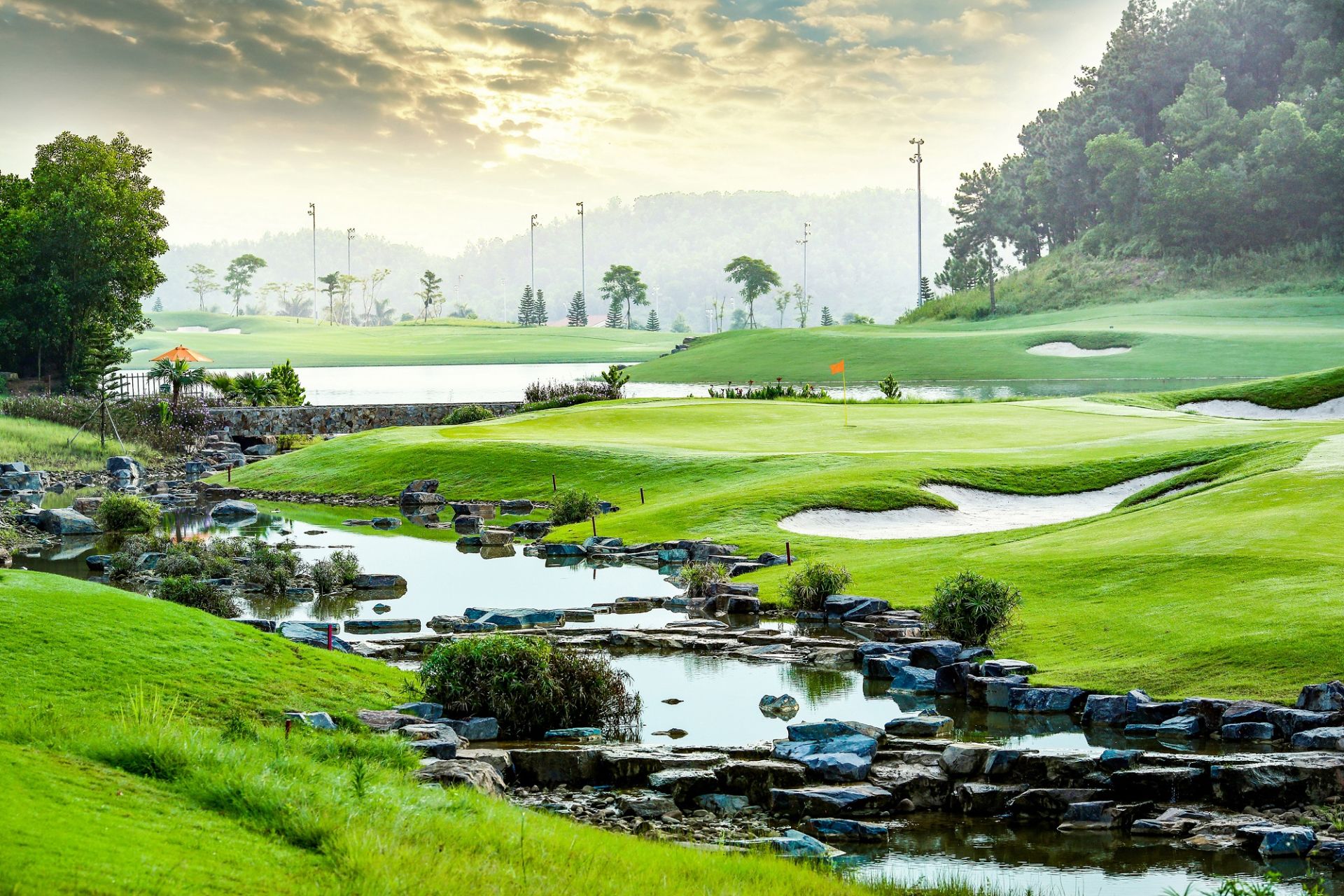 Legend Hill Country Club là sân golf đầu tiên tại Việt Nam do Nicklaus Design thiết kế