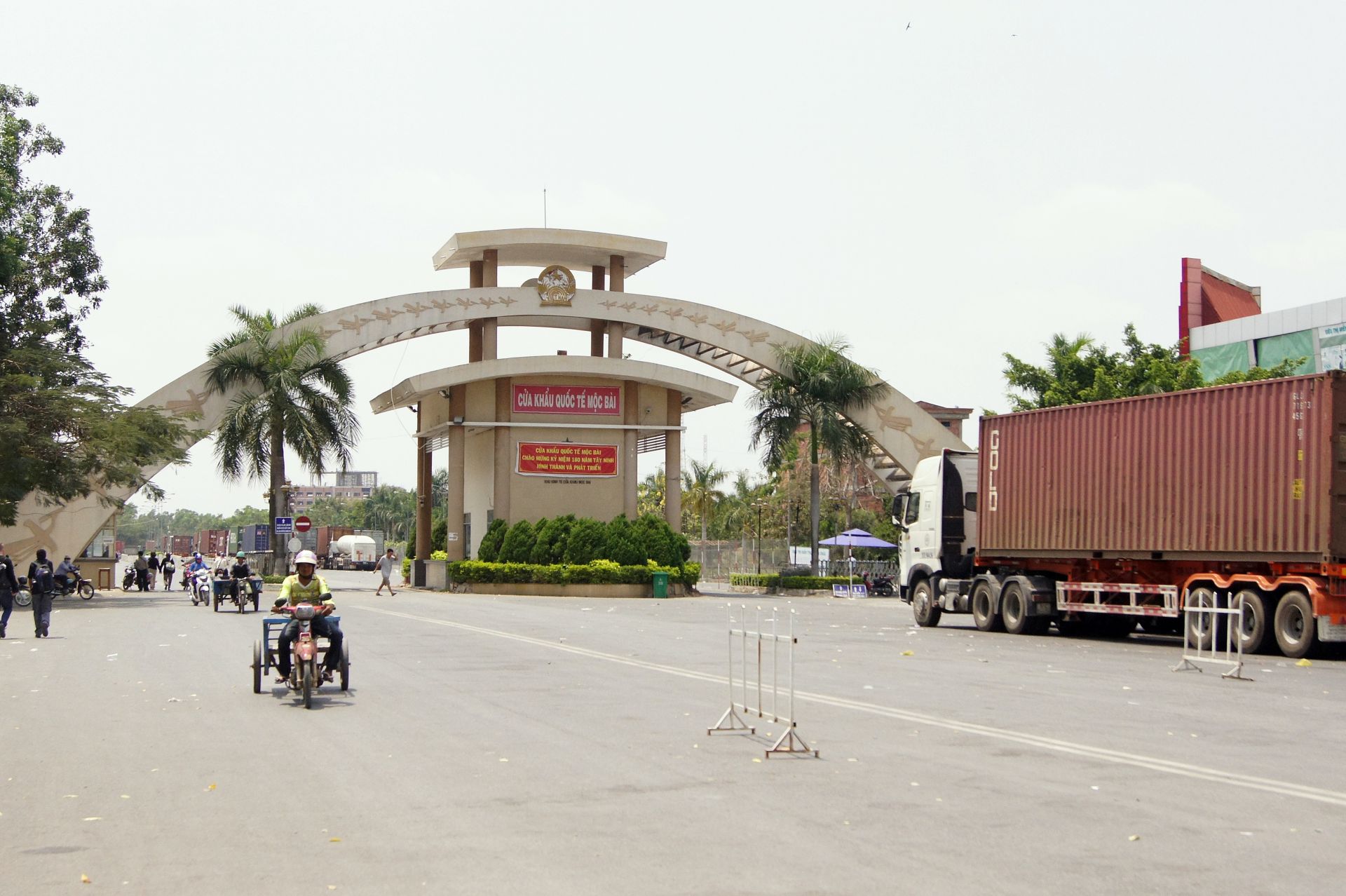 Đề xuất tuyến LRT TPHCM – Tây Ninh kéo dài tới cửa khẩu quốc tế Mộc Bài