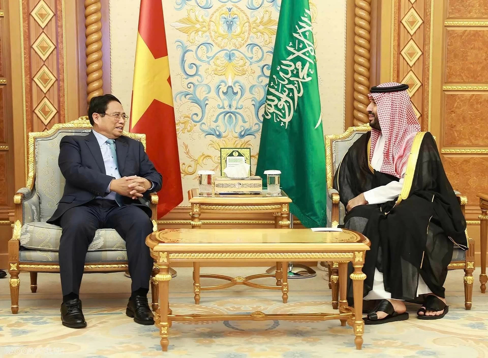 Thủ tướng Chính phủ Phạm Minh Chính hội đàm với Hoàng Thái tử, Thủ tướng Saudi Arabia Mohammed bin Salman Bin Abdulaziz Al Saud. (Ảnh: Nhật Bắc)