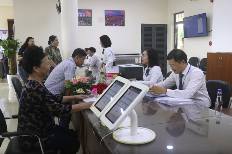 TP. Hồ Chí Minh đẩy mạnh việc mở rộng tiếp nhận, giải quyết thủ tục hành chính