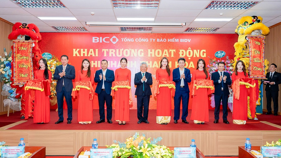 Nghi lễ cắt băng khai trương BIC Thanh Hóa