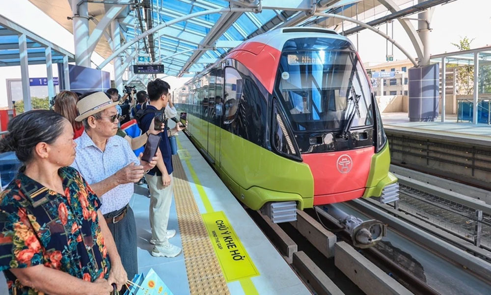 Hôm nay, chính thức vận hành thương mại đoạn đường sắt trên cao Nhổn-Ga Hà Nội