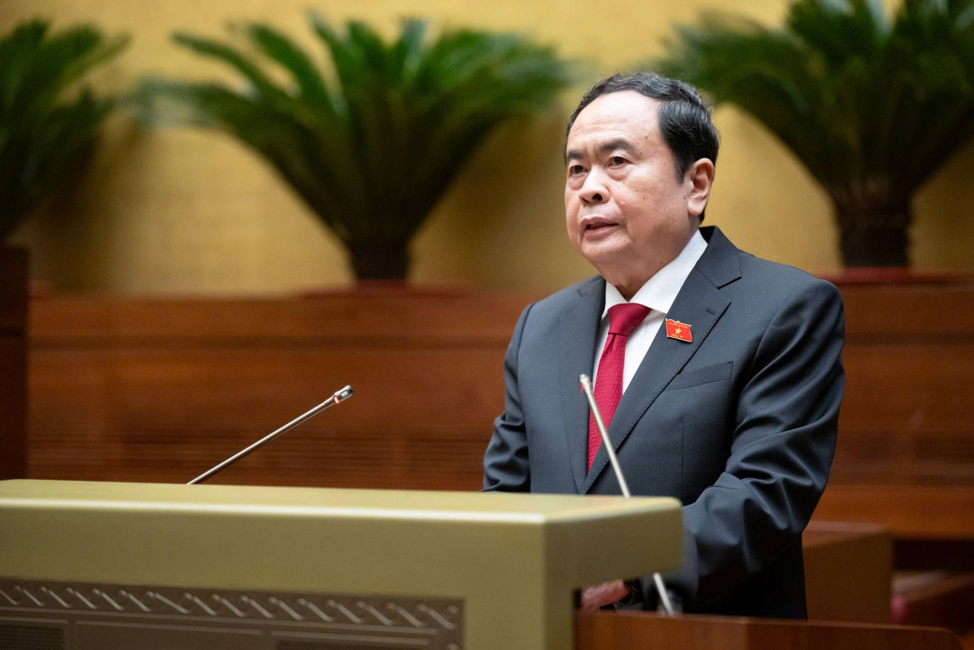Chủ tịch Quốc hội Trần Thanh Mẫn phát biểu mở đầu phiên chất vấn. (Ảnh: quochoi.vn) Chủ tịch Quốc hội Trần Thanh Mẫn phát biểu mở đầu phiên chất vấn. (Ảnh: quochoi.vn)