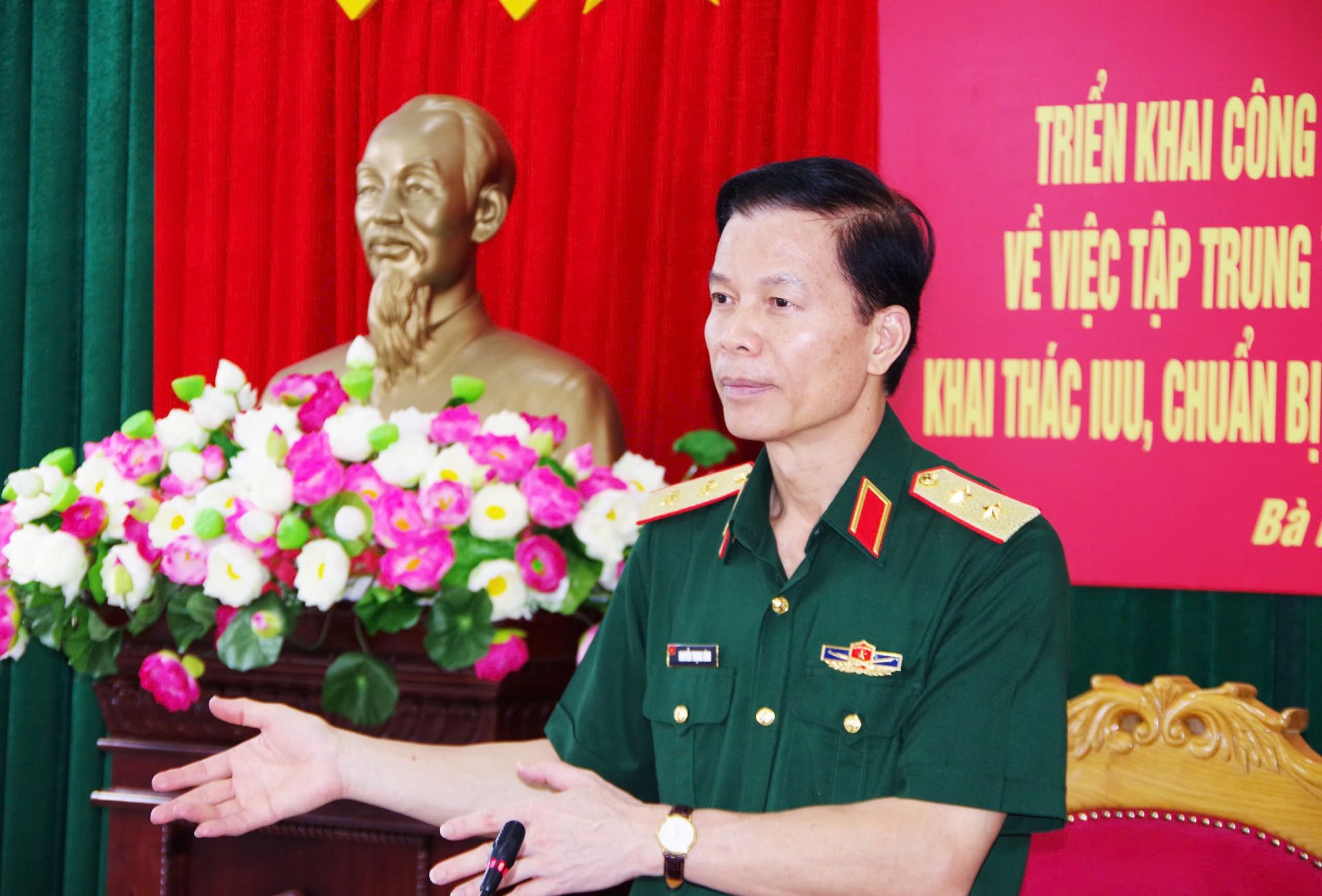 Trung tướng Nguyễn Trọng Bình, Phó Tổng Tham mưu trưởng Quân đội nhân dân dân Việt Nam phát biểu tại Hội nghị