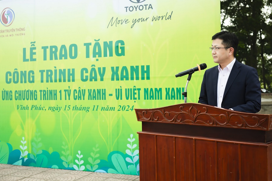 Ông Kei Nishikawa - Giám đốc Khối Hành chính, Toyota Việt Nam phát biểu tại buổi lễ