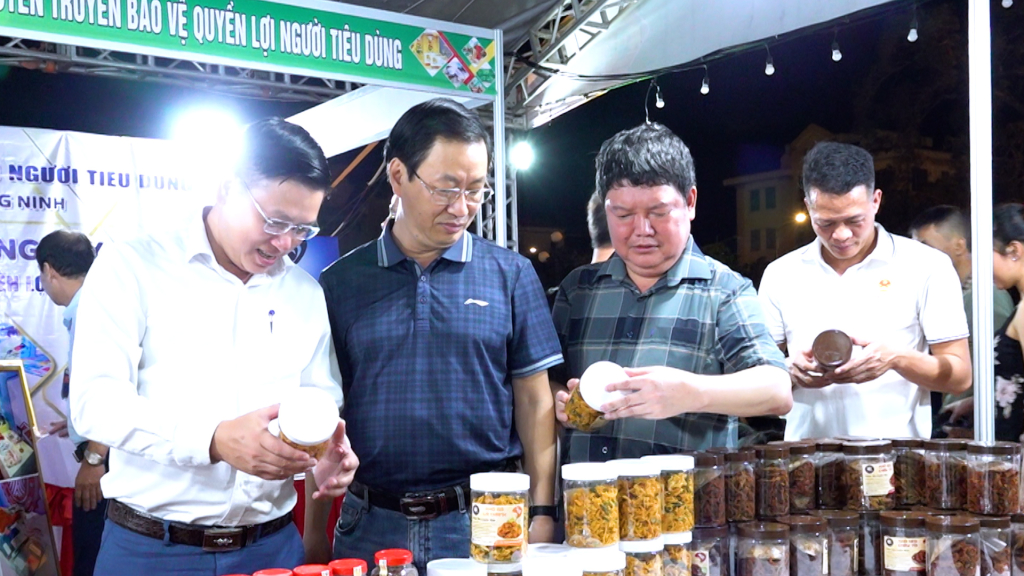 Khai mạc Tuần xúc tiến tiêu thụ sản phẩm OCOP, nông sản Quảng Ninh 2024