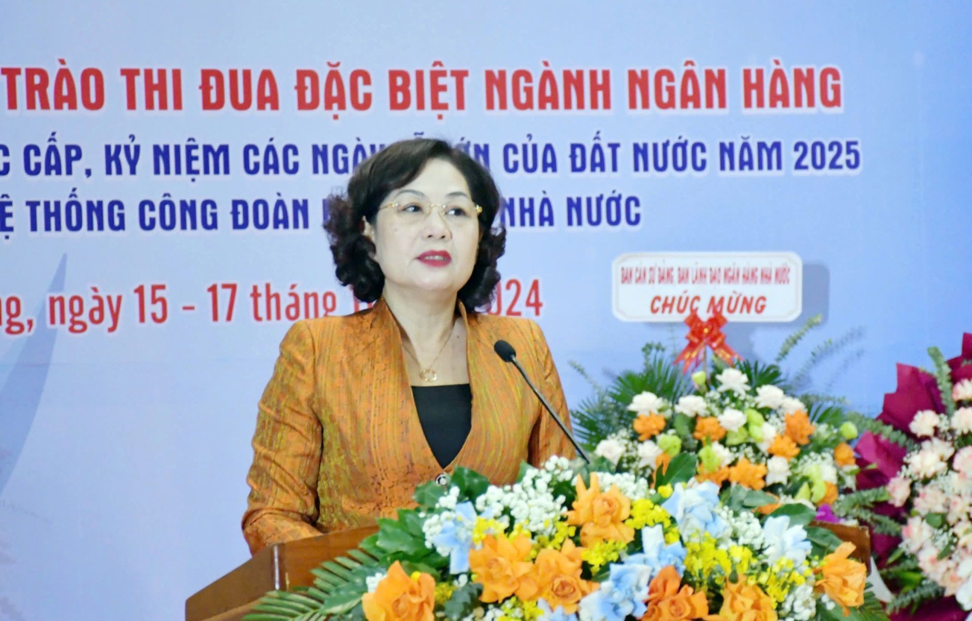 Thống đốc NHNN Nguyễn Thị Hồng phát biểu