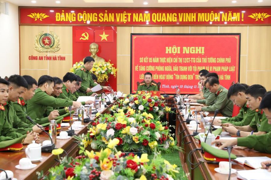 Khởi tố 42 vụ, 63 bị can về các tội phạm liên quan đến hoạt động "tín dụng đen"