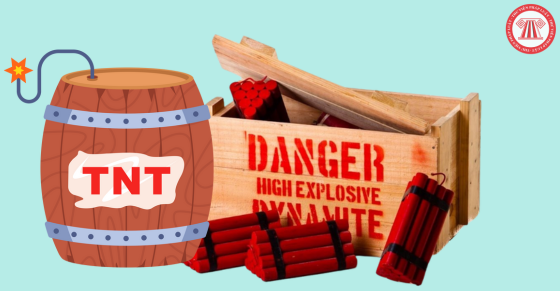 DN báo cáo định kỳ hoạt động sản xuất, kinh doanh tiền chất thuốc nổ vào ngày nào?