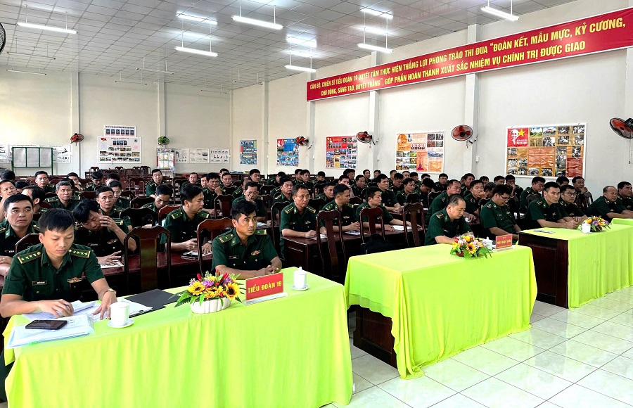 Quang cảnh buổi khai mạc